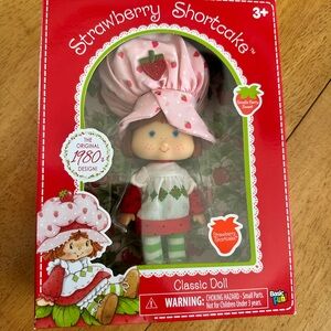 Vintage Style - Strawberry Shortcake Classic Doll